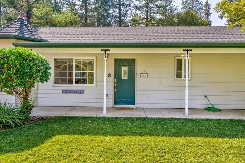 Acorn House - Charming House In Green Heaven With Pool Table With Lovely Backyard Oakhurst Dış mekan fotoğraf