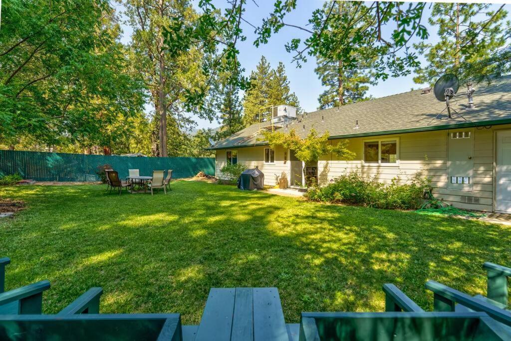 Acorn House - Charming House In Green Heaven With Pool Table With Lovely Backyard Oakhurst Dış mekan fotoğraf